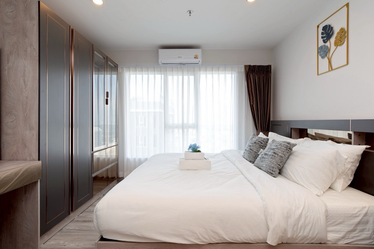 🔥 Condo for Rent – Regent Home Bangna (Short to Medium Term) 🔥(Only 400 meters from BTS Bangna – Ready to move in)📍 Location: Bangna🏢 Project: Regent Home Bangna📏 Size: 28 sq.m. (1 Bedroom – open plan)📍 Floor: 32 | Building A🌊 Chao Phraya  – รูปที่ 3
