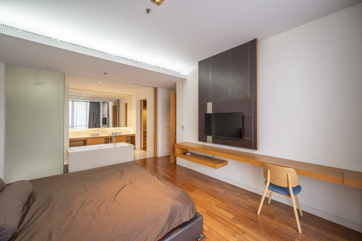 🔥Rent Now+🔥 Domus Sukhumvit 16, near BTS Asok and MRT Sukhumvit stations. Fully furnished and ready to move in. 🔥Rent Now+🔥 Domus Sukhumvit 16, near BTS Asok and MRT Sukhumvit stations. Fully furnished and ready to move in.