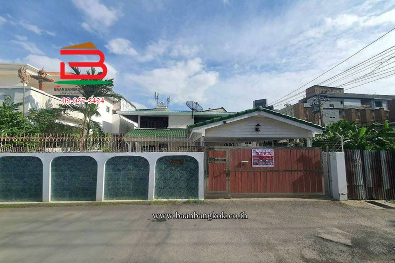 บ้านเดี่ยว 2 ชั้น ซอยสุขุมวิท 65, ซอยชัยพฤกษ์ แยก 2 เนื้อที่ 65 ตร.ว. ถนนสุขุมวิท เขตพระโขนง บ้านเดี่ยว 2 ชั้น ซอยสุขุมวิท 65, ซอยชัยพฤกษ์ แยก 2 เนื้อที่ 65 ตร.ว. ถนนสุขุมวิท เขตพระโขนง