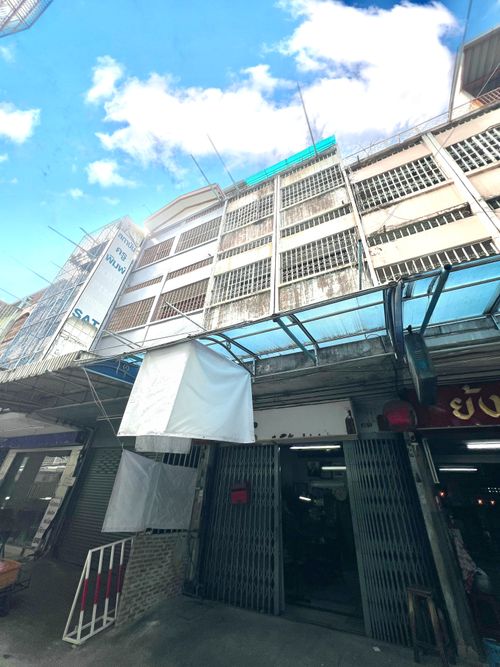 Commercial building Bangkok - Non 2 / 4 Bedrooms (FOR SALE) BNS004