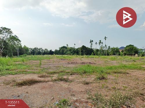Land for sale, area 4 rai 2 ngan 18.9 sq m, Phlapphla, Chanthaburi.