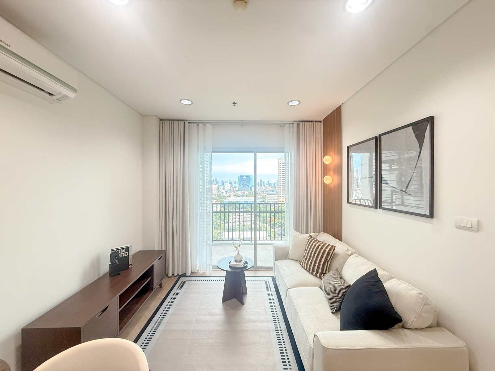 🏠✨ Intro Phaholyothin – Pradipat | Condo for sale, 1 bedroom, ready to move in (HBH-ST-234)