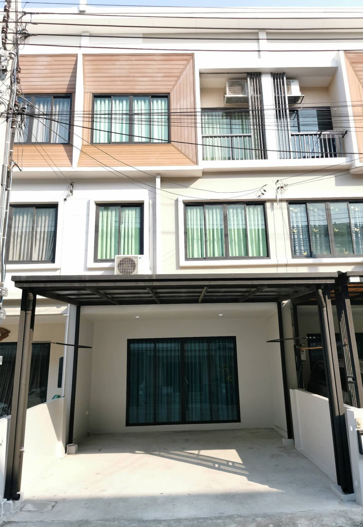 Townhome for rent The Trop Urban Motorway Lat Krabang Townhome for rent The Trop Urban Motorway Lat Krabang