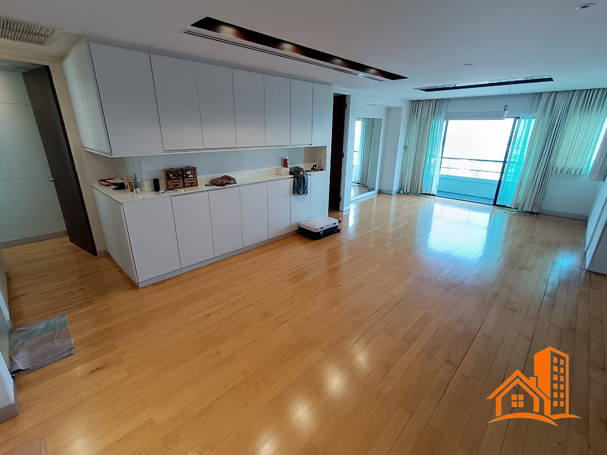 ห้องชุด 230.12 ตร.ม ชั้น 33 Sathorn Garden ห้องชุด 230.12 ตร.ม ชั้น 33 Sathorn Garden