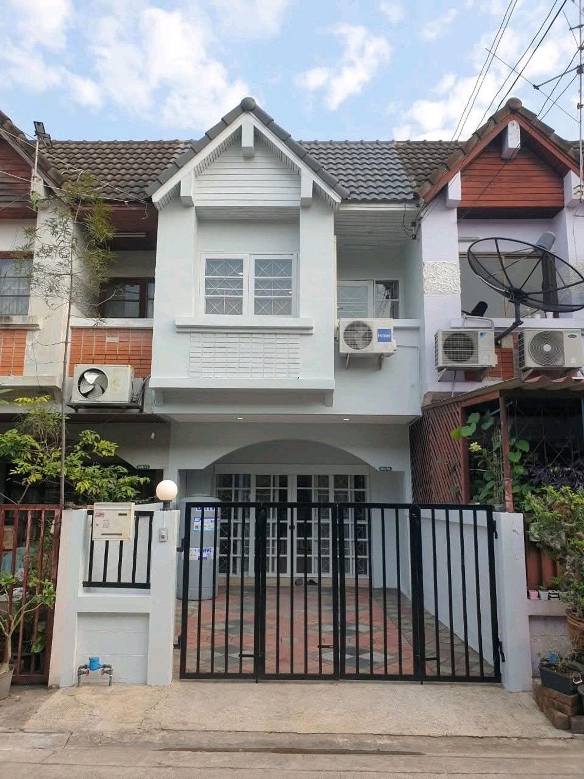 🏡 ทาวน์โฮม 2 ชั้น ใกล้แฟชั่นไอซ์แลนด์ 2 ห้องนอน 2 ห้องน้ำ ซอยสวนสยาม 1