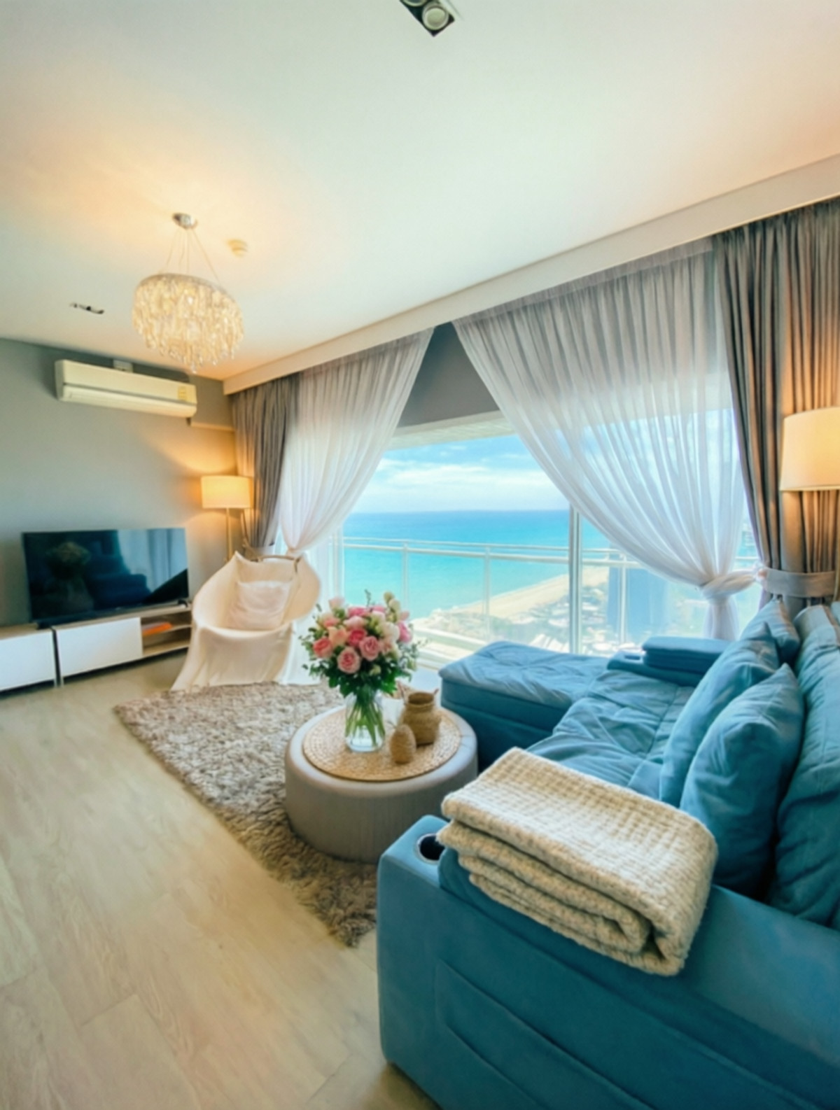 🔥 For sale/rent Rare Item! 3 bedrooms, 34th floor (Style-Penthouse) Veranda Pattaya, luxuriously decorated, ready to move in. Panoramic view of the sea, curved beach “Best price in the building!“ 🔥 For sale/rent Rare Item! 3 bedrooms, 34th floor (Style-Penthouse) Veranda Pattaya, luxuriously decorated, ready to move in. Panoramic view of the sea, curved beach “Best price in the building!“