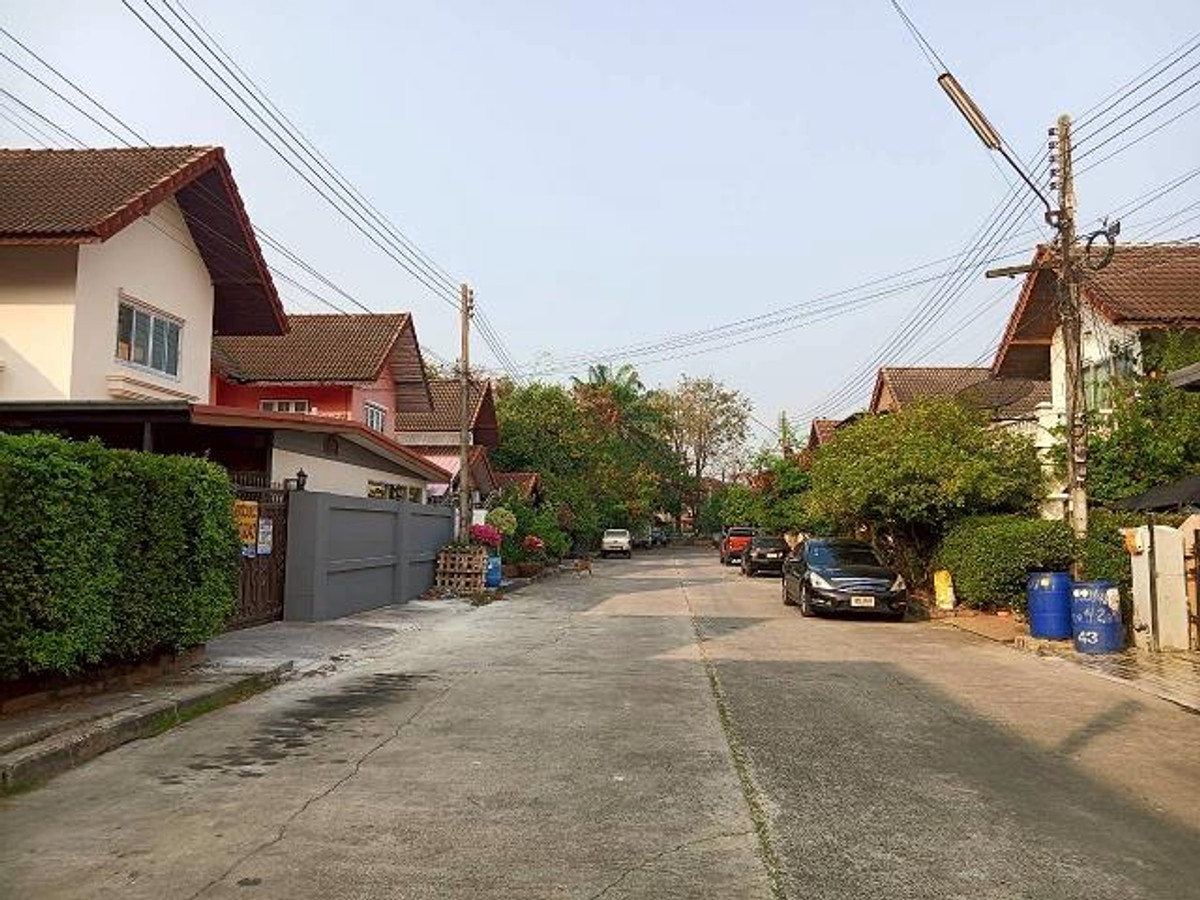 🚩 H1303 บ้านเดี่ยว 2 ชั้น สภาพดี ราคาคุ้ม! 📍 หมู่บ้านปทุมวดี ซอยเทคโนโลยีแหลมทอง จ.ปทุมธานี – รูปที่ 3