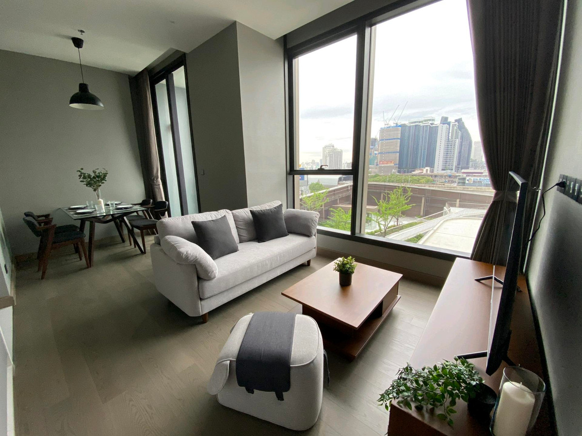 [For rent]🏢The Esse at Singha Complex ราคา 40,000 บาท/เดือน ❗️ถูกที่สุดในตึก❗️

1 ห้องนอน 1 ห้องน้ำ
ขนาด 48.72 ตร.ม.
ราคา 40,000 บาท/เดือน💵
⭕️ห้องพร้อมอยู่ 

ติดต่อนัดชมห้องได้ที่
โทร 065-5193596 k.Pun 
ไลน์ 0655193596 