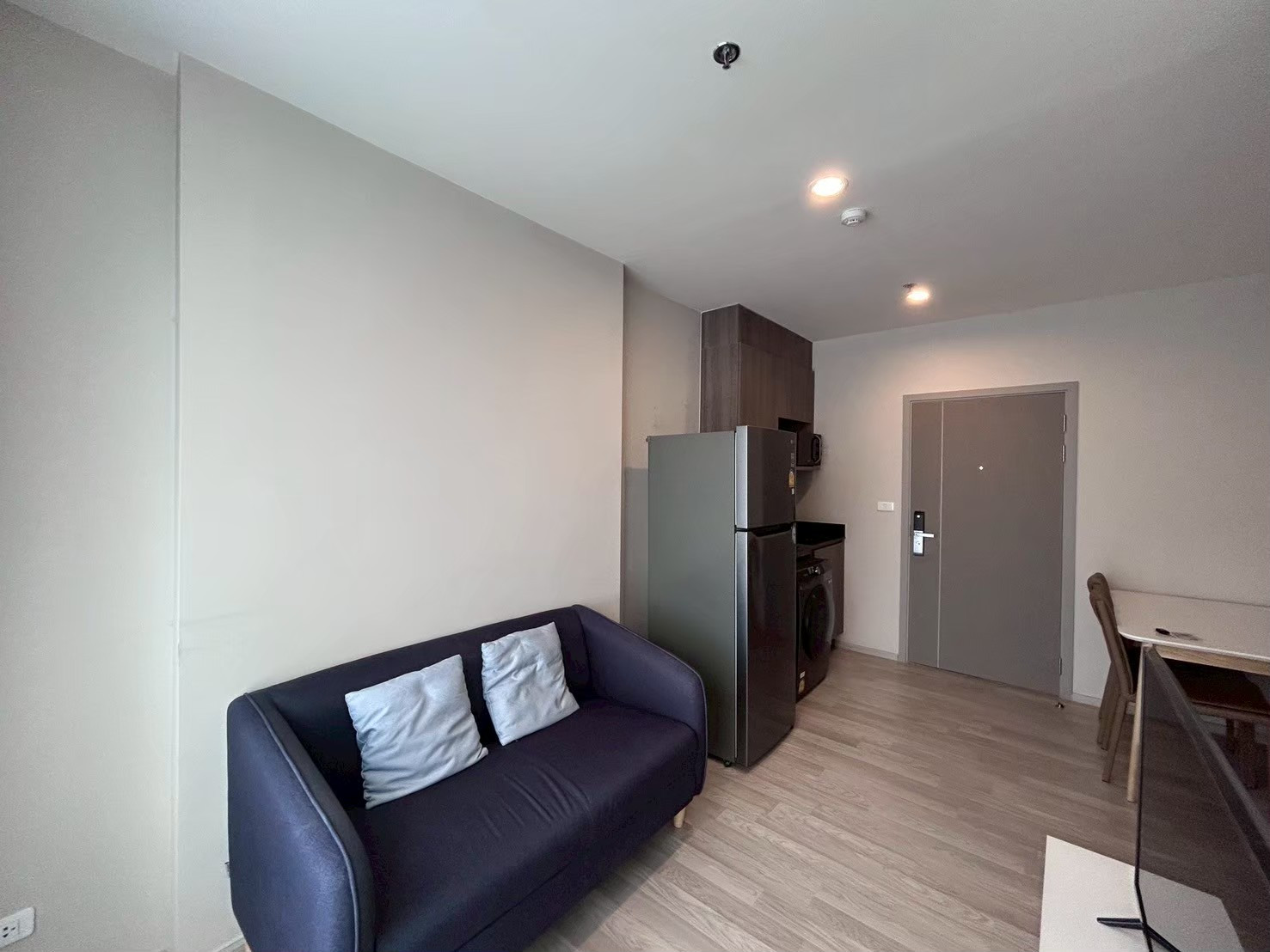 🔥🔥 ให้เช่า Ideo Mobi Sukhumvit Eastpoint 🔥🔥 คอนโดทำเลดี ใกล้รถไฟฟ้า เดินทางสะดวก