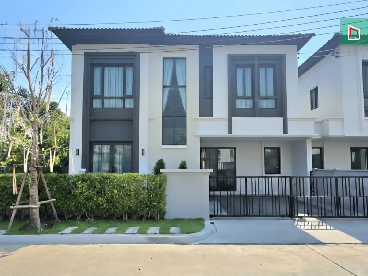 For sale/rent luxury house Grand Pleno Sukhumvit-Bangna, large land 72.7 sq m, 4 bedrooms, 4 bathrooms, 12.2 million/8.5 thousand, complete electrical appliances, ready to move in, near Mega Bangna and IKEA.