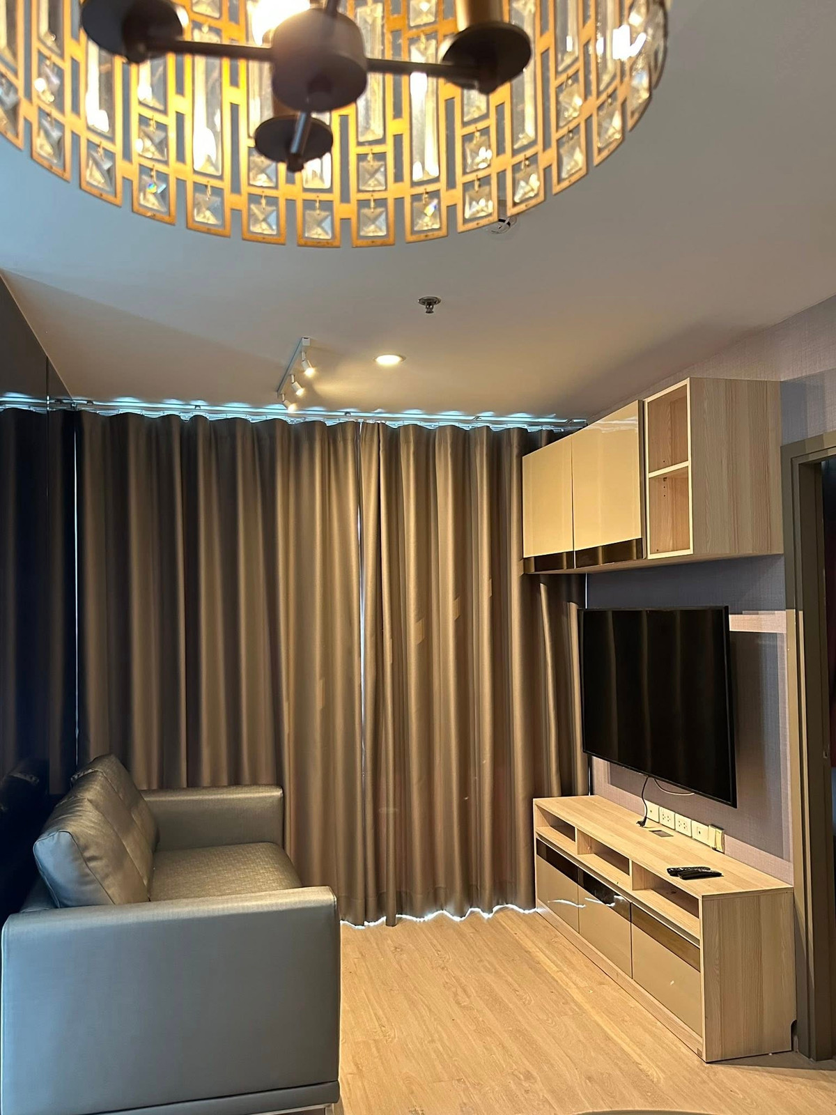 Condo for Rent: Ideo O2 Near BTS Bang Na (approx. 300 meters) Condo for Rent: Ideo O2 Near BTS Bang Na (approx. 300 meters)