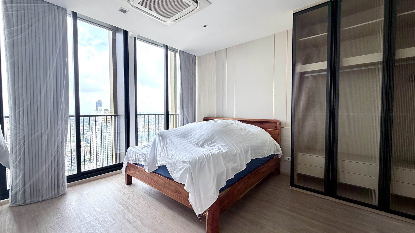🔥New room🔥 Noble State Sukhumvit 39 – Rare Penthouse Unit! 🔥New room🔥 Noble State Sukhumvit 39 – Rare Penthouse Unit!