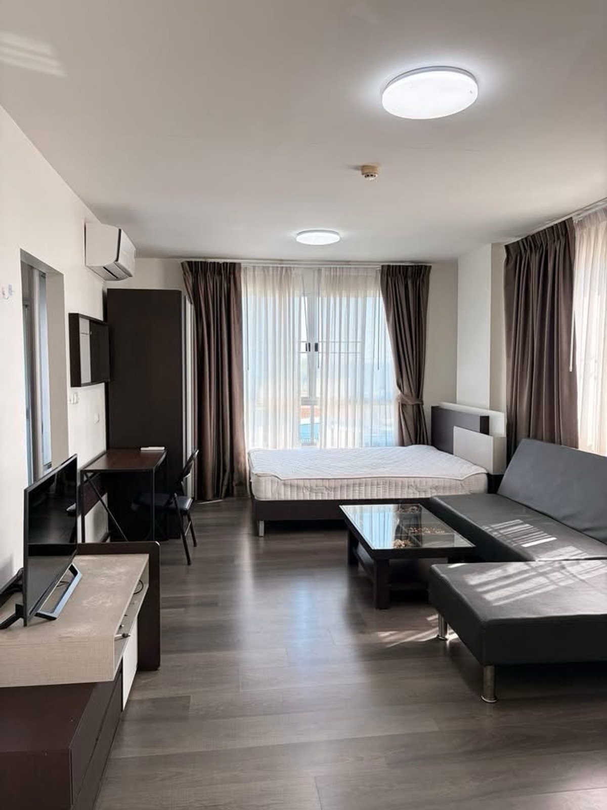 For rent: D Condo Campus Resort Bangna.