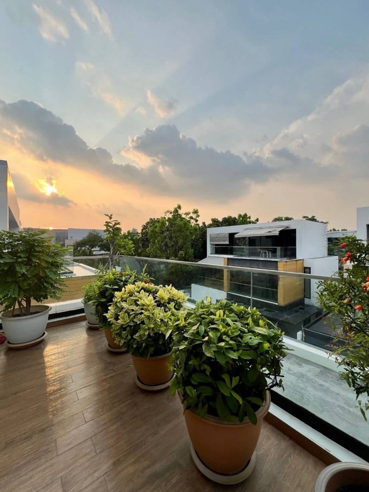 ขายด่วน 15Gates by AQ Eatate เลียบด่วน ขายด่วน 15Gates by AQ Eatate เลียบด่วน