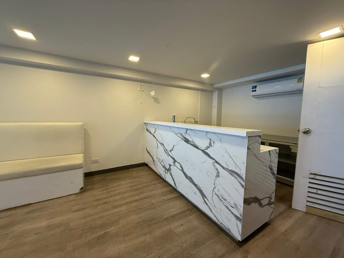 📌 ปล่อยเช่า : Stand Alone Building ใจกลางทองหล่อ , ตึก 4 ชั้น , 530 ตรมสามารถทำ • Spa & Salon / Wellness Center / Bar / Restaurant / Clinic / Cafe etc 📌 Rental : Stand Alone Buidling In Heart Of Thonglor , 4 Storeys , 530 sqm • Spa & Salon  – รูปที่ 4