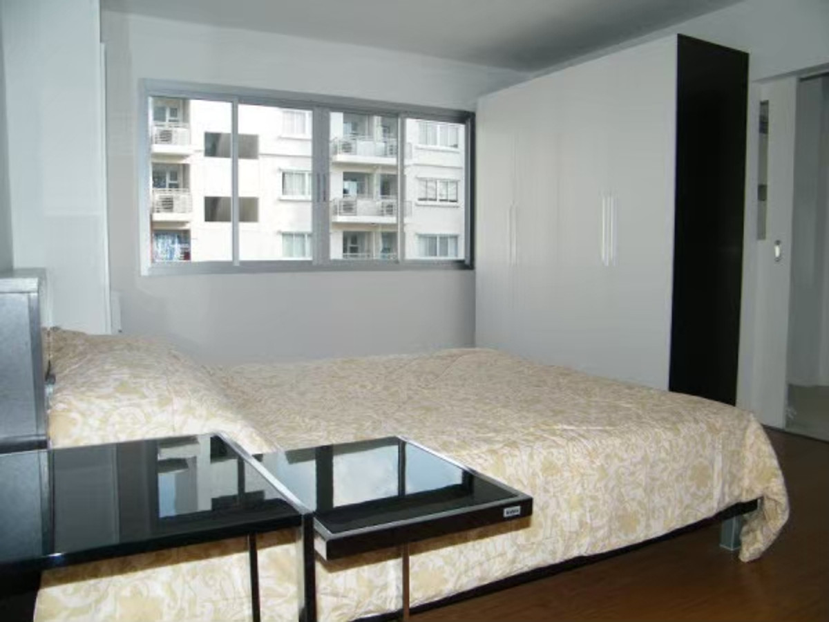 ขายด่วน !! Condo One X Sathorn - Narathiwas