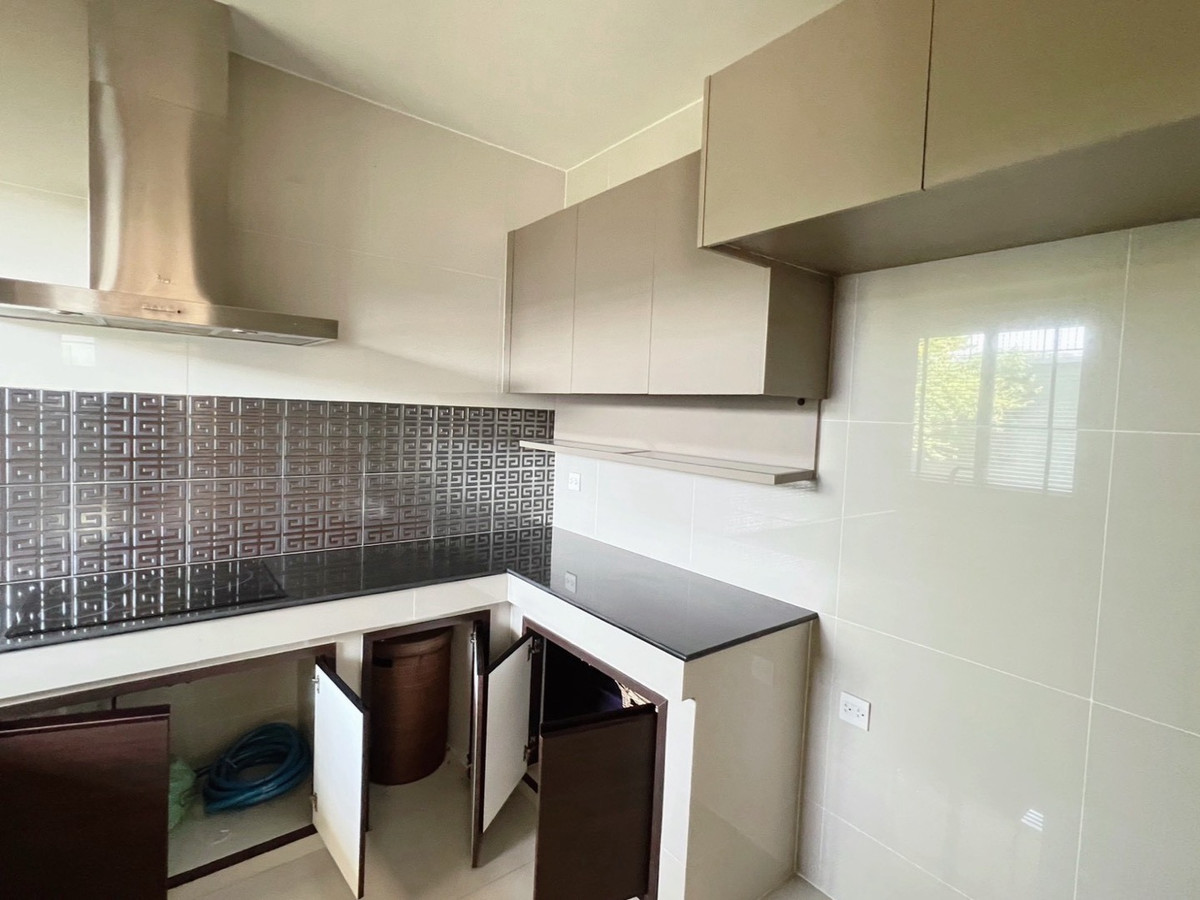 🏡 3-story detached house for sale, Narasiri Topiary Nawamin Village, house decorated in Modern Luxury style, quiet project, selling price 19,390,000 baht💰 – รูปที่ 4