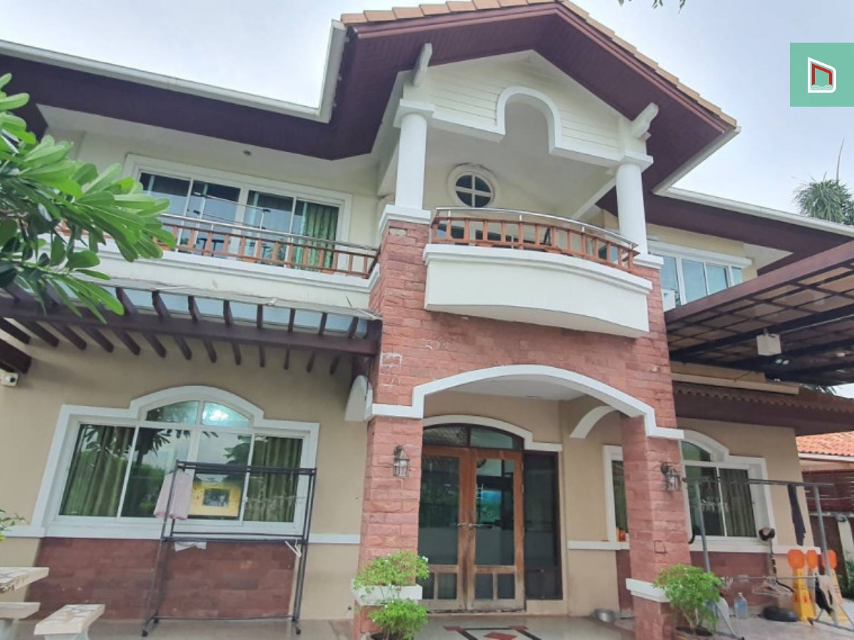 Luxury mansion for sale, Supalai Suvarnabhumi, 111 sq m, lots of space, 385 sq m, 4 bedrooms, 15 million, south direction, good wind, plus 7 air conditioners + built-in kitchen. Near the airport and Airport Link