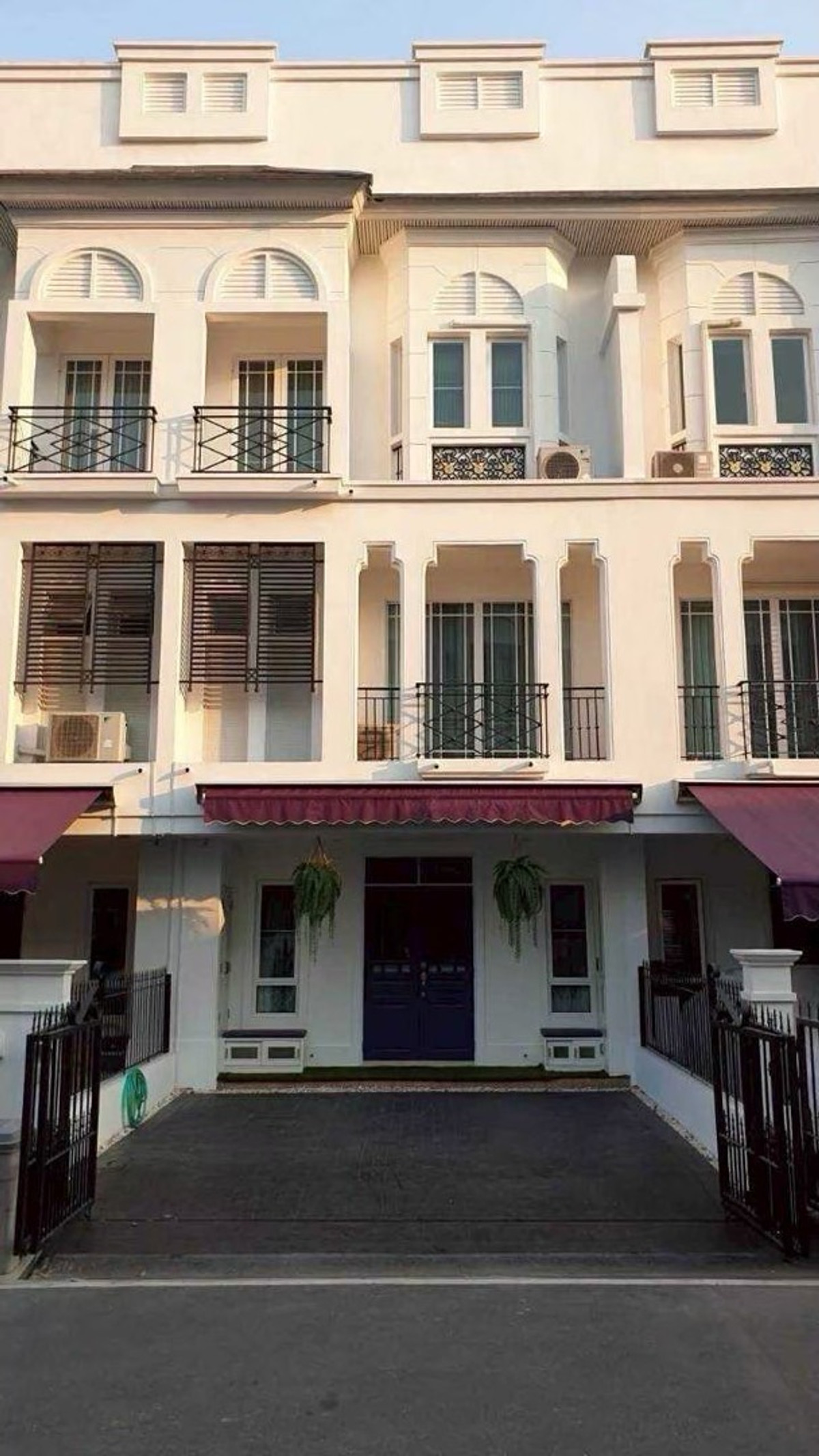 ให้เช่า Townhome ลีอองสุขุมวิท62🌈🔆🌈 Leon Sukhumvit 62 联排别墅出租 ให้เช่า Townhome ลีอองสุขุมวิท62🌈🔆🌈 Leon Sukhumvit 62 联排别墅出租