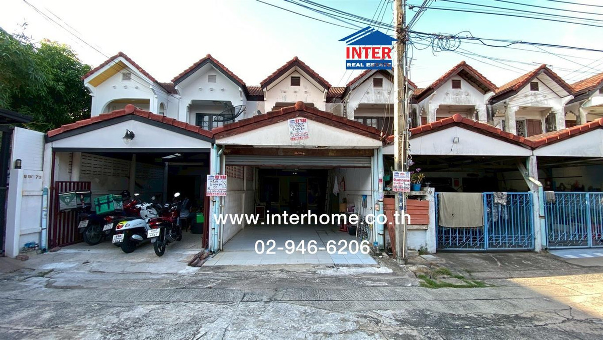 Townhouse, 2 floors, 18 sq m, Lert Ubon Watcharaphon Village. Near Thanommit Market Soi Ruammit Phatthana Soi Ramintra 65 Sukhaphiban 5 Road, Watcharaphon Road, Bang Khen District, Bangkok