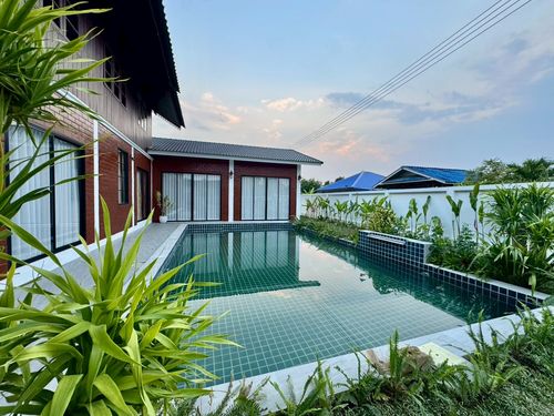 ขาย Pool Villa Modern Lanna Luxury ใกล้เมืองเชียงใหม่ เนื้อที่ 200 ตารางวา 5 ห้องนอน ตำบลขัวมุง อำเภอสารภี จังหวัดเชียงใหม่