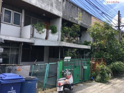 ขายทาวน์เฮ้าส์เก่าต้องปรับปรุง 2 ชั้น ตลาดบางเขน วิภาวดี กรุงเทพ CX-147715