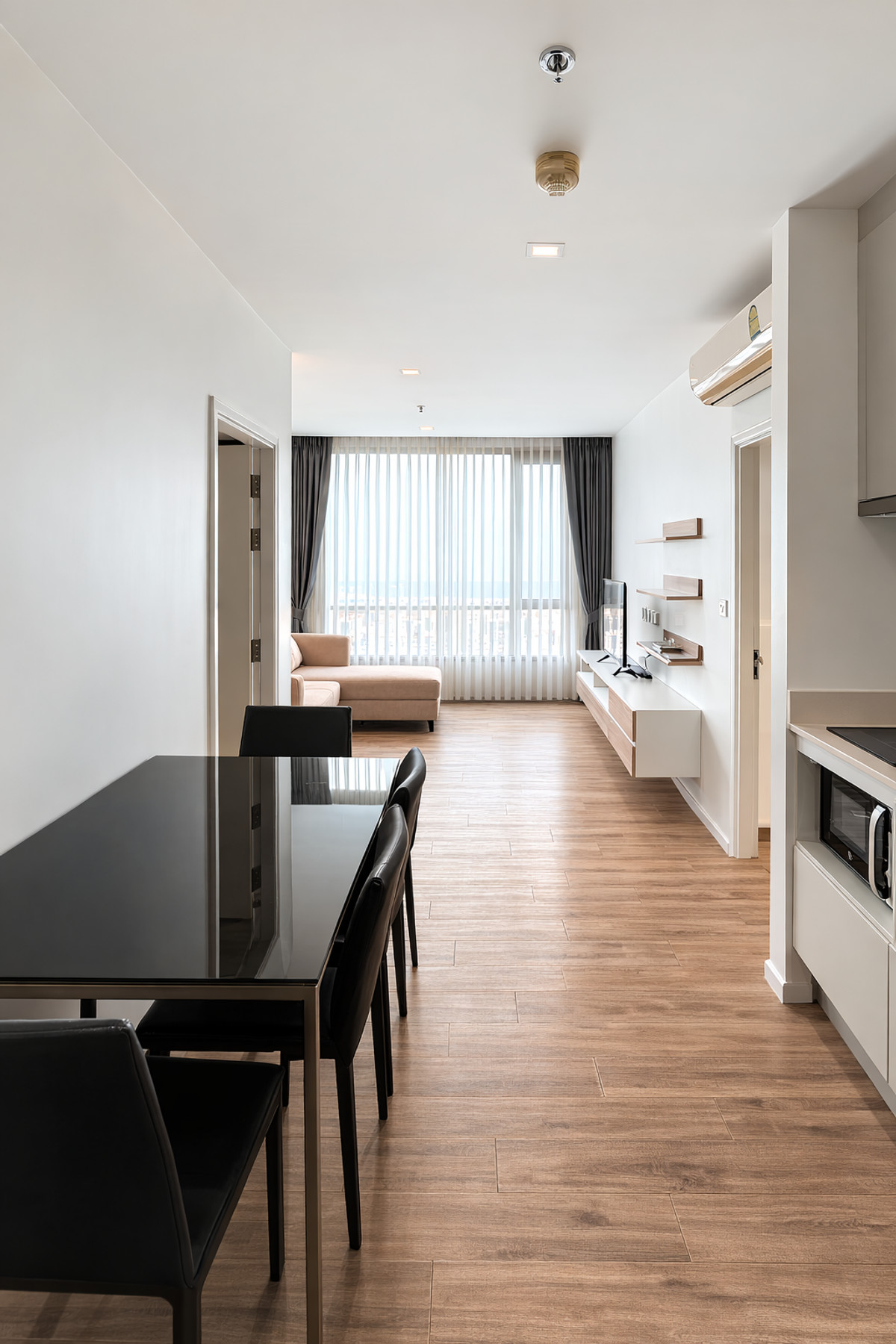 Condo for sale/rent, sea view + city and mountain view, high floor, KnightsBridge The Ocean Sriracha Condo for sale/rent, sea view + city and mountain view, high floor, KnightsBridge The Ocean Sriracha