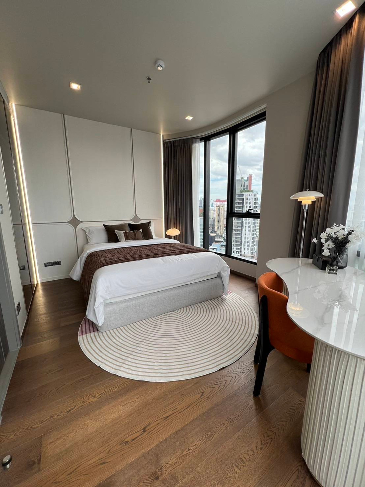 For Rent : Ideo q victory  2ห้องนอน 1ห้องน้ำ ห้องสวย เฟอร์นิเจอร์ครบ พร้อมเข้าอยู่ – รูปที่ 4