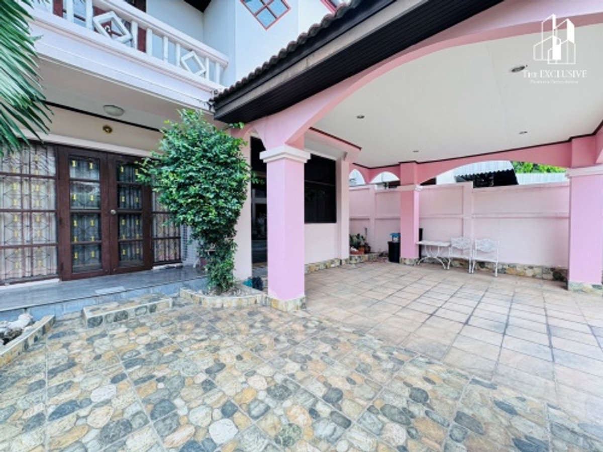 ขายบ้านเดี่ยว ติดถนนบรมราชชนนี 51 ตร.ว. หมู่บ้านพงษ์ศิริชัย 3 เดินทางสะดวกเข้าเมืองง่าย – รูปที่ 2