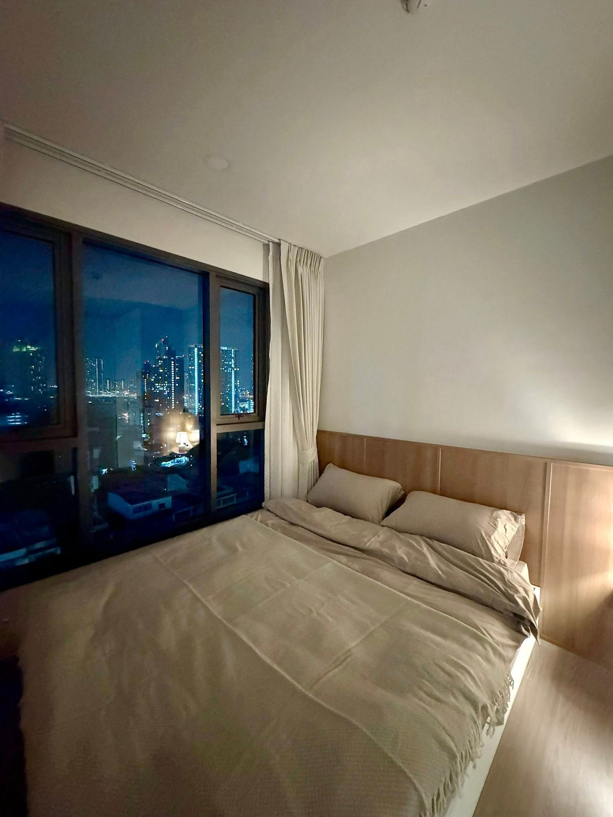 For Rent : Aspire Sukhumvit – Rama4 2ห้องนอน 1ห้องน้ำ ห้องสวย เฟอร์นิเจอร์ครบ พร้อมเข้าอยู่
