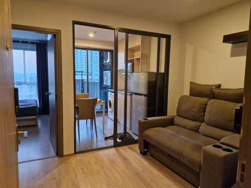 Condo for Rent: Ideo O2 Near BTS Bang Na (approx. 300 meters)