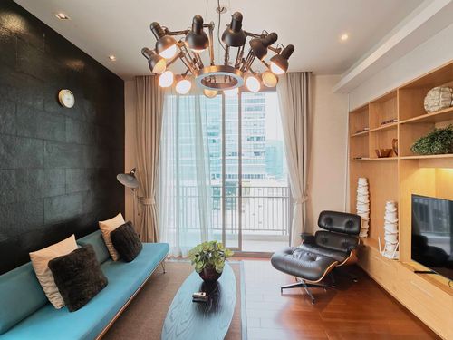 Quattro by Sansiri / Corner unit, master decoration by Sansiri, near BTS Thonglor. / 2 bed 82 sq.m.Tel. 0937890899