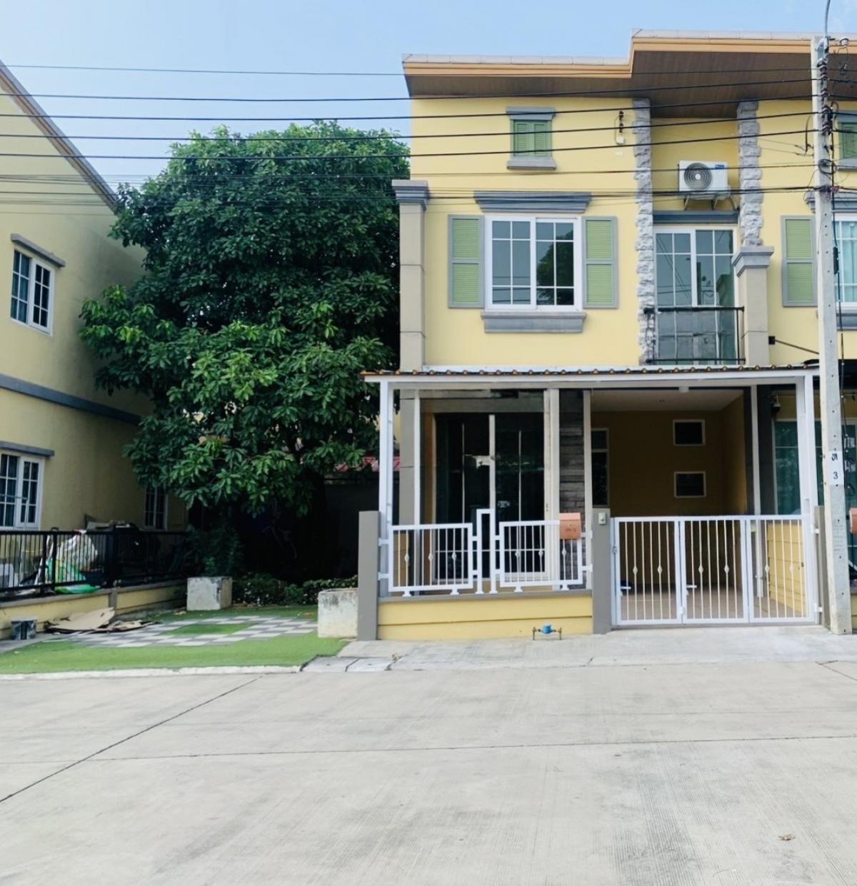 For Sale Townhouse/Townhome , Golden Town Phetkasem-Phutthamonthon Sai 3 , nice view , corner unit , newly renovated , Nong Khang Phlu , Nong Khaem , Bangkok , CX-148808 For Sale Townhouse/Townhome , Golden Town Phetkasem-Phutthamonthon Sai 3 , nice view , corner unit , newly renovated , Nong Khang Phlu , Nong Khaem , Bangkok , CX-148808