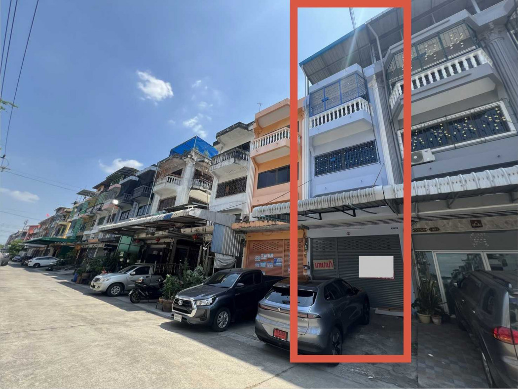 For rent: Renovated commercial building, Soi Tha Kham 28/2, 192 sq m, 18.50 sq wa, near Central Rama 2.