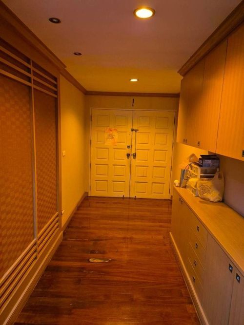 Condo for sale, Flora Ville 2, 23rd floor, Building C, Soi Phatthanakan 51, Suan Luang, good location, convenient travel, near MRT Phatthanakan.