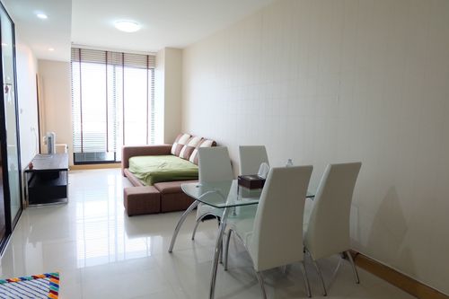 +++เช่าด่วน +++ SUPALAI PREMIER PLACE ASOKE ** 1 ห้องนอน 53 ตร.ม. แต่งครบพร้อมอยู่!!
