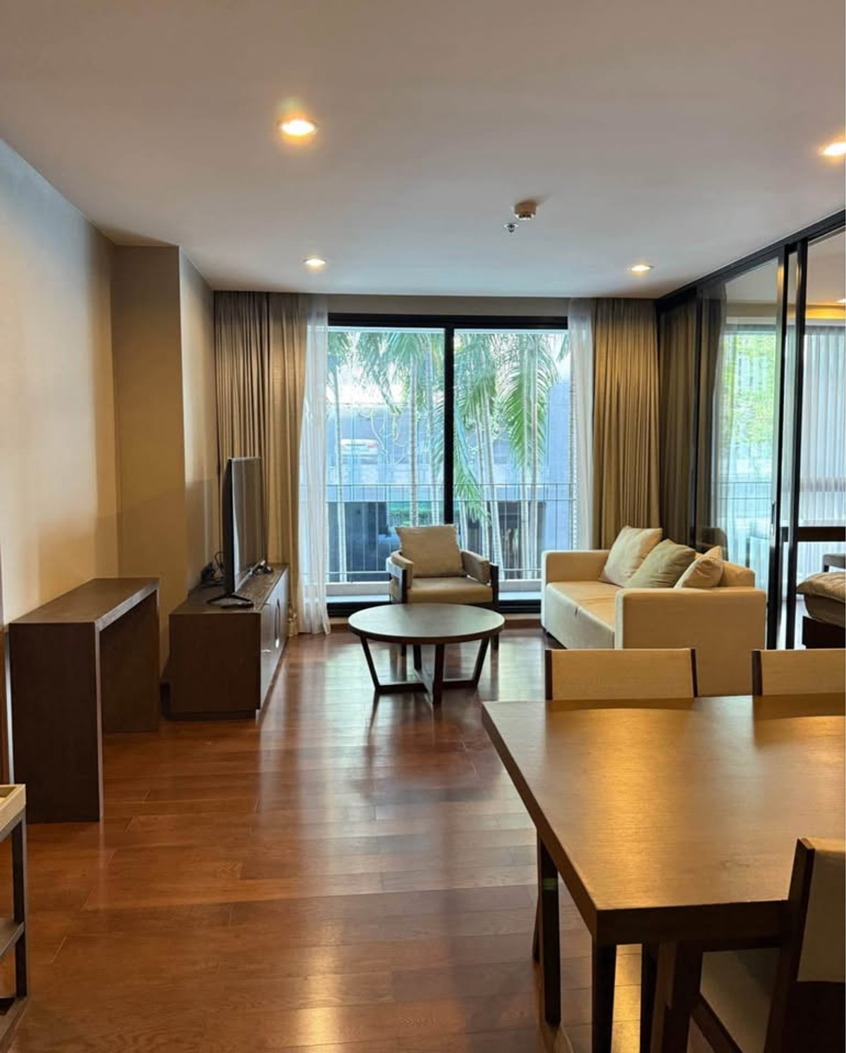 ห้องสภาพดี ยูนิตน้อยเป็นส่วนตัว ใกล้ BTS ช่องนนทรี / The Hudson Sathorn 7 2 Bed 83 sq.m. โทร 0937890899