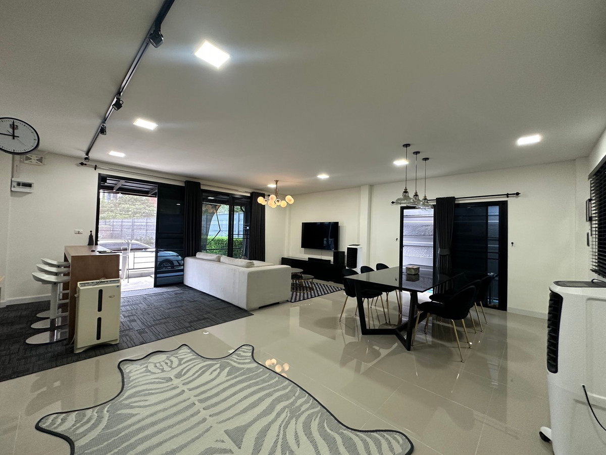 🔥🔥 For rent Pleno Bangna–Wongwaen (Townhome) 🔥🔥 House, good location, Bangna–Wongwaen area, convenient travel, close to the expressway and department stores. 🔥🔥 For rent Pleno Bangna–Wongwaen (Townhome) 🔥🔥 House, good location, Bangna–Wongwaen area, convenient travel, close to the expressway and department stores.