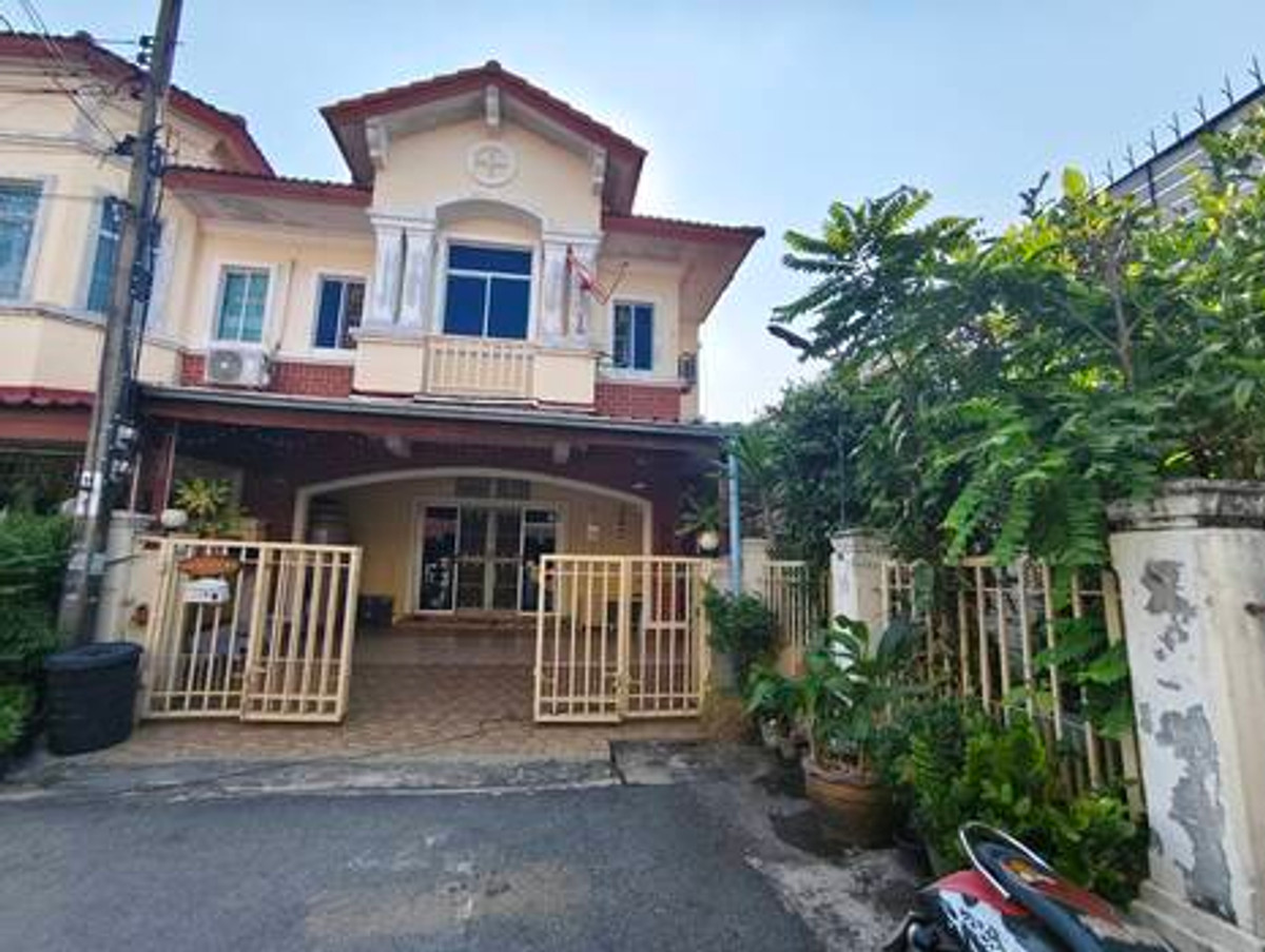 BL104 | 2-story townhouse, The Connect 1 Kingkaew-Suvarnabhumi project, The Connect 1 Kingkaew - Suvarnabhumi (corner house), Racha Thewa Subdistrict, Bang Phli, Samut Prakan 10540 (price 2,650,000 baht) BL104 | 2-story townhouse, The Connect 1 Kingkaew-Suvarnabhumi project, The Connect 1 Kingkaew - Suvarnabhumi (corner house), Racha Thewa Subdistrict, Bang Phli, Samut Prakan 10540 (price 2,650,000 baht)