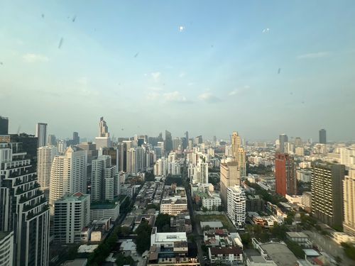 ห้องสวยชั้นสูง วิวโล่ง ใกล้ Interchange BTS Asok, MRT Sukhumvit / Edge Sukhumvit 23 2 Bed 60 sq.m. โทร 0937890899