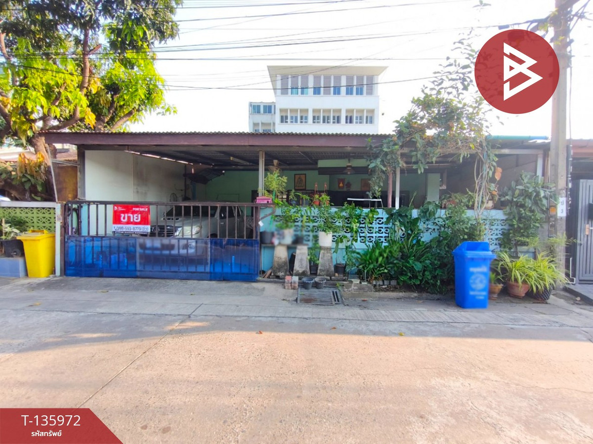 Townhouse for sale Rattanathani Village, Phraeksa, Samut Prakan Townhouse for sale Rattanathani Village, Phraeksa, Samut Prakan