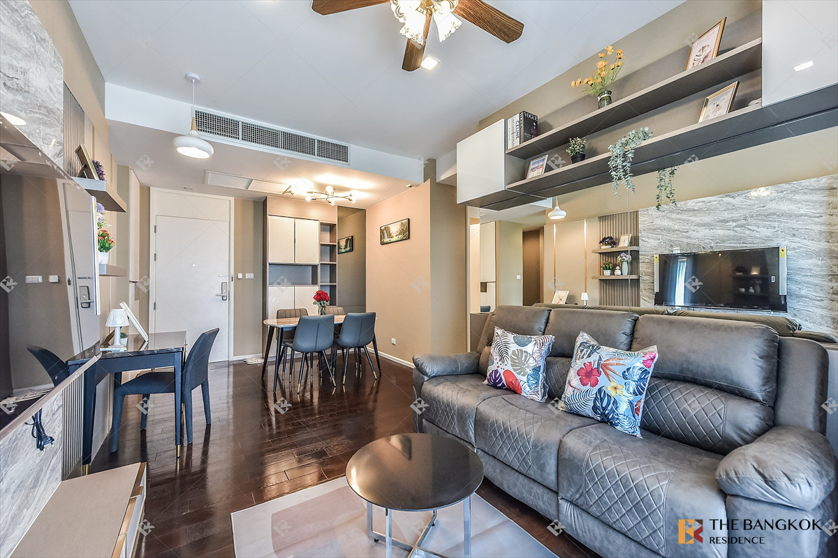 ✨Beautiful unit!  Great value ✨ The Saint Residences near MRT Phahonyothin