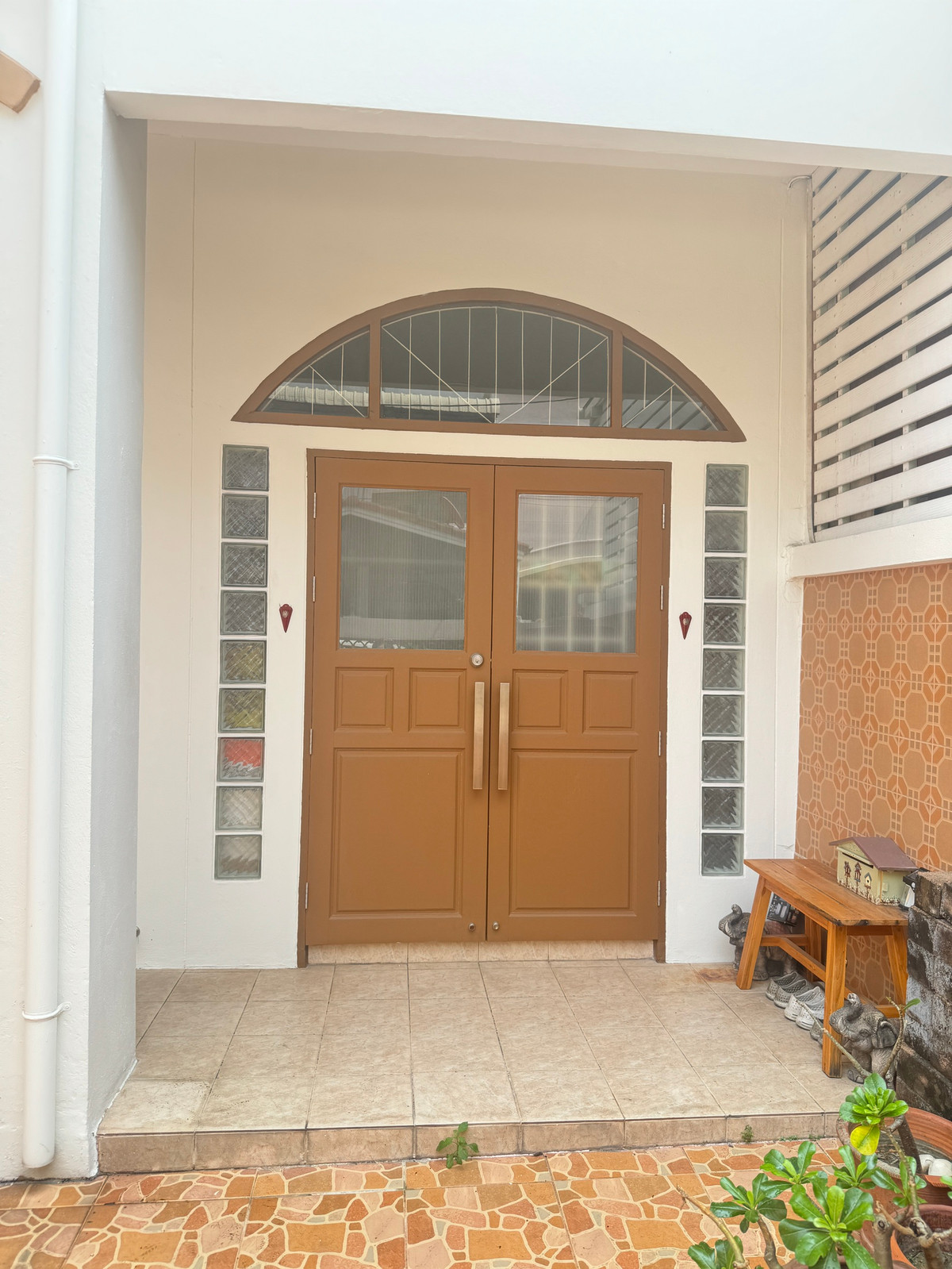 Townhome for  near Skytrain MRT Thapra 300m ทาวน์โฮม 3 ชั้น ขนาด 20.6 ตรว 4 นอน 3 น้ำ  ใกล้ MRT สถานีท่าพระ ใกล้ห้าง ใกล้รพ. ใกล้ตลาด – รูปที่ 4