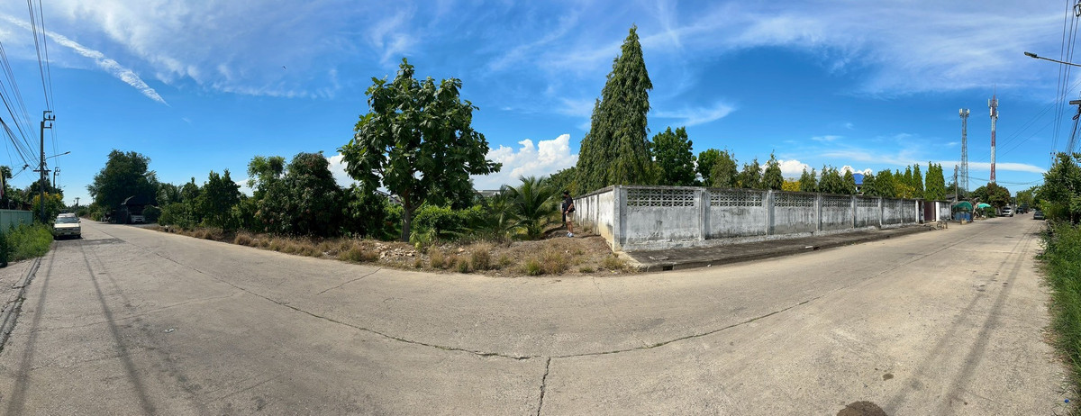 Land for sale, Soi Ruam Yat, 8-0-72 rai (Bang Bon 3)