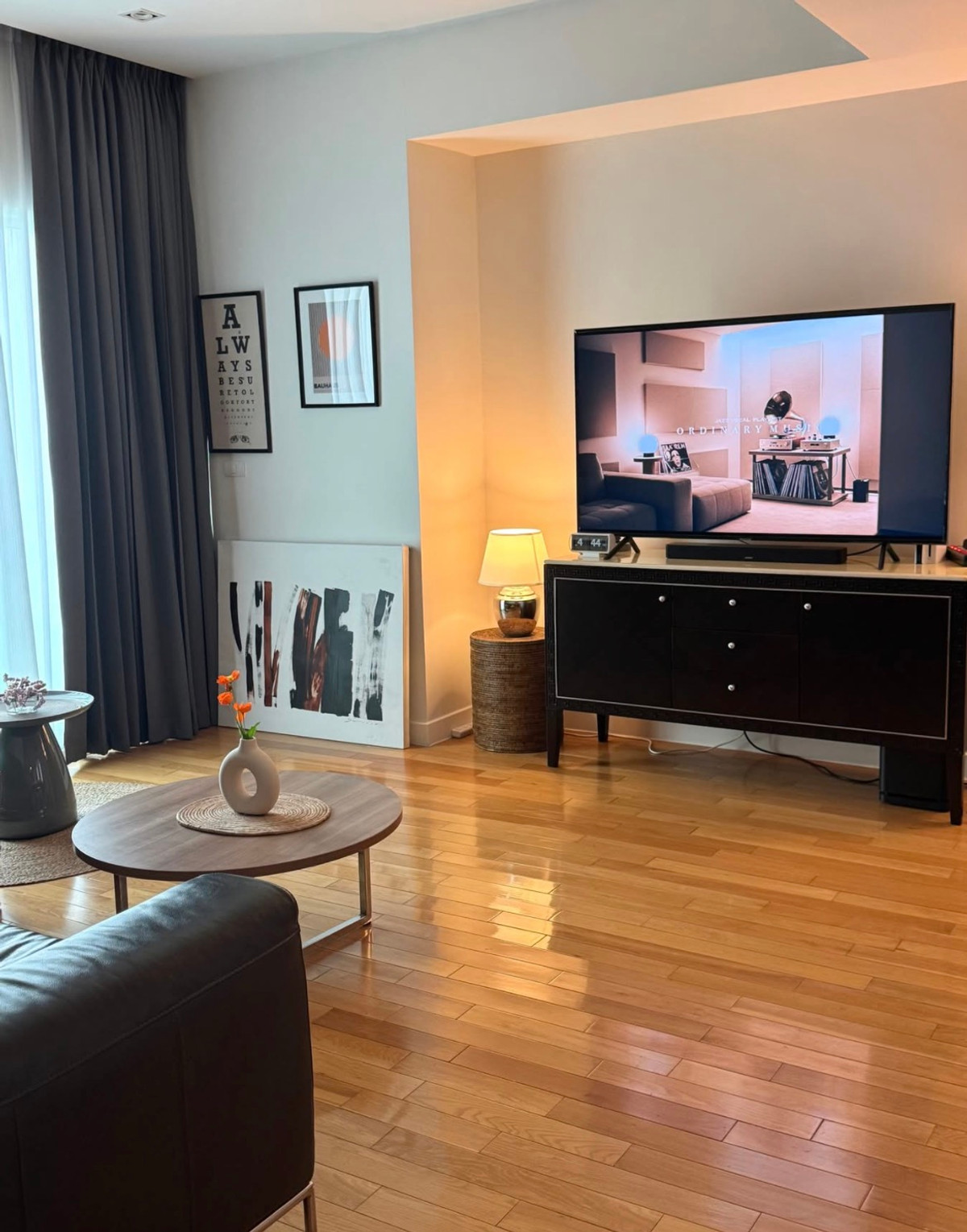 ห้องชั้นสูง วิวโล่ง ใกล้ BTS อโศก MRT สุขุมวิท สวนเบญฯ / The Millennium Residence 3 Bed 146 sq.m. โทร 0937890899