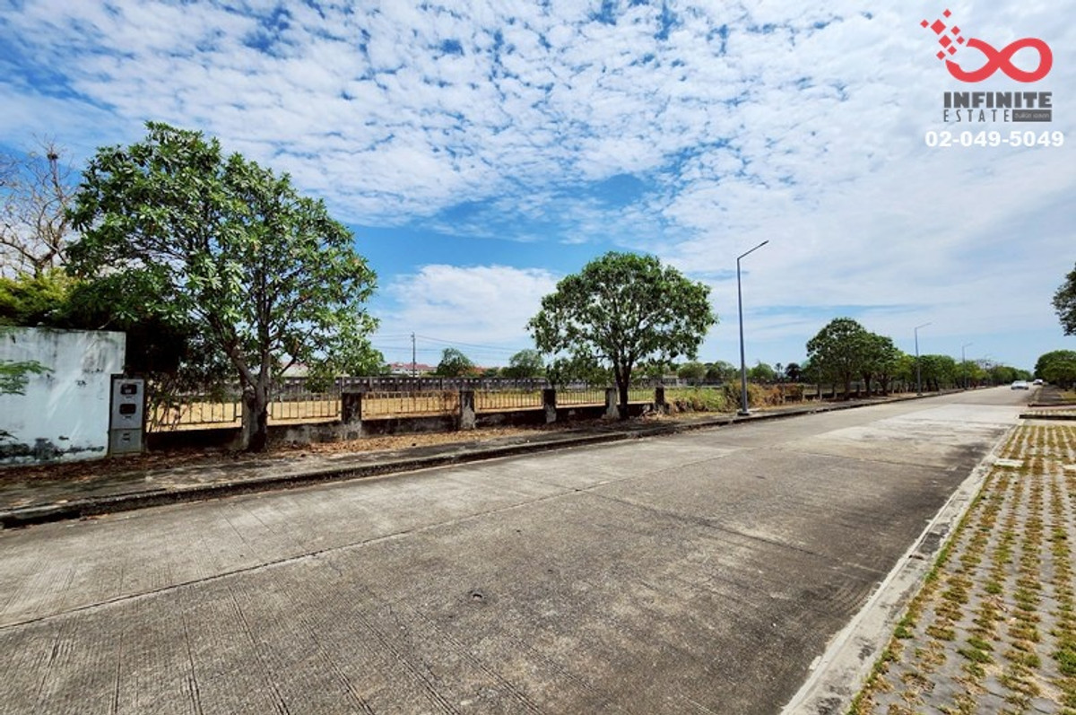 Land for sale 387 sq m, Panya Inthra Project P5, Ramintra - Phraya Suren Road, Khlong Sam Wa.