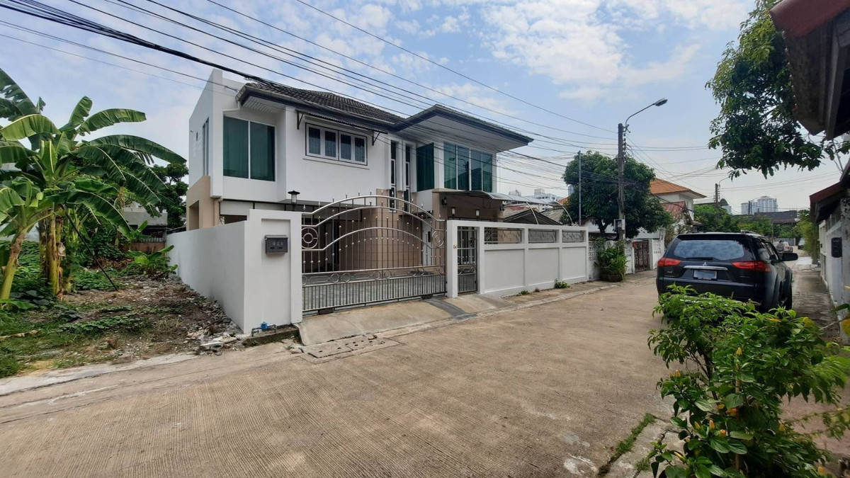 Detached House Keha Nakhon 3 / 4 Bedrooms (FOR RENT) FON223 Detached House Keha Nakhon 3 / 4 Bedrooms (FOR RENT) FON223
