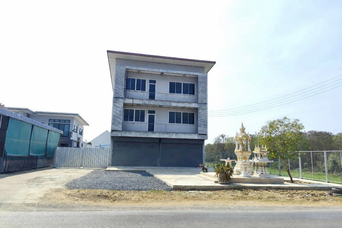 Commercial building for rent – รูปที่ 2