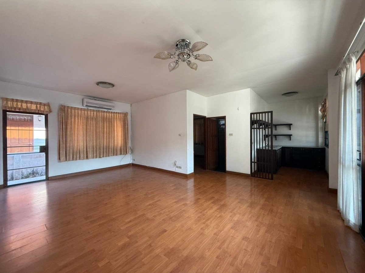 Single-storey detached house for sale, Than Dong-Than Pradabdoi Village, area 60.00 sq m, beautifully decorated, suitable for family living, Hang Dong location, Chiang Mai Province. – รูปที่ 4