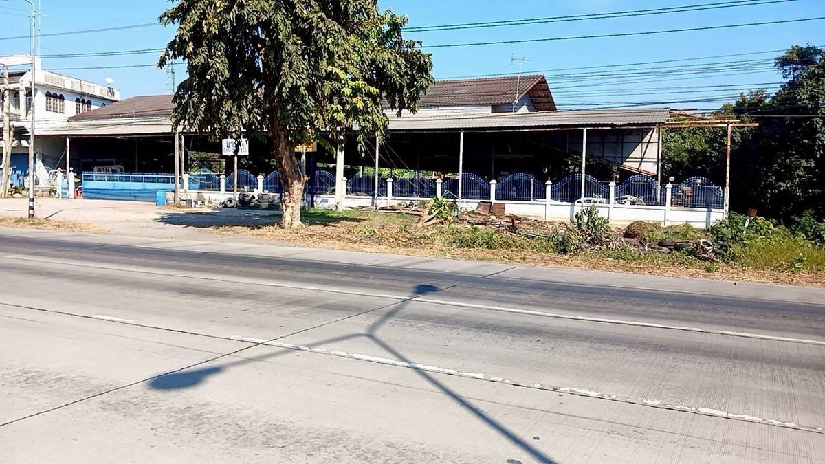 Warehouse for sale with land next to the main road. – รูปที่ 4